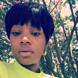 Meet your Posher, Grace.